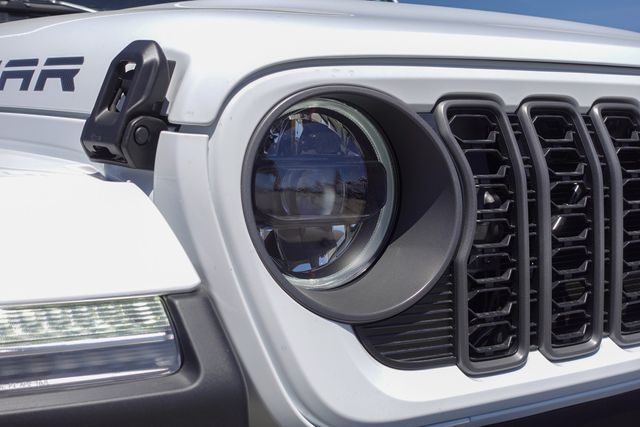 new 2025 Jeep Gladiator car, priced at $46,435