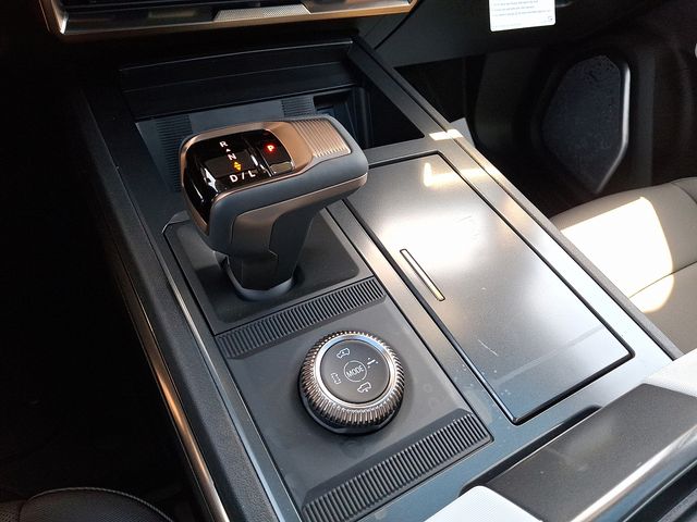 new 2025 GMC Hummer EV SUV car, priced at $98,500
