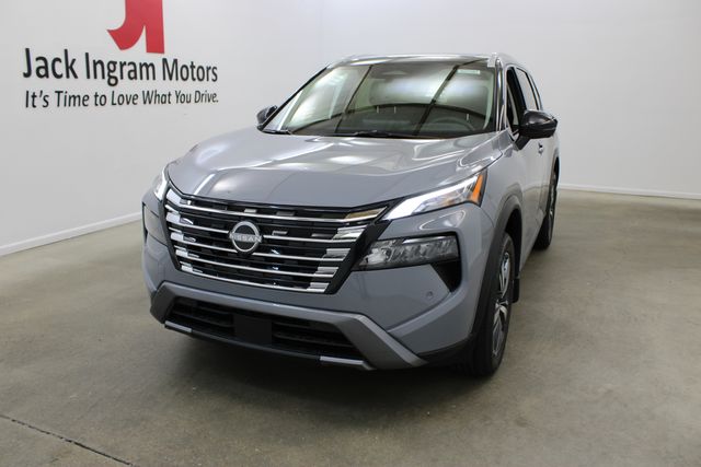 new 2025 Nissan Rogue car, priced at $44,825
