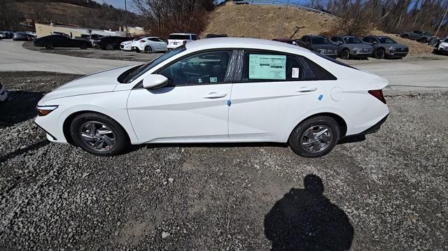 new 2025 Hyundai Elantra car, priced at $23,886