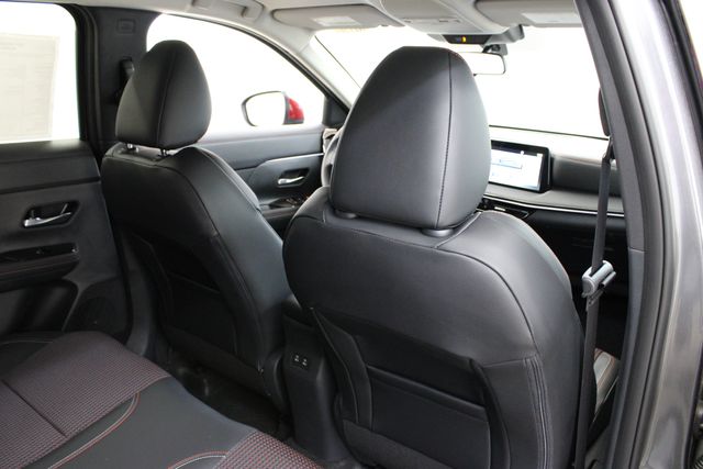 new 2025 Nissan Kicks car, priced at $29,405