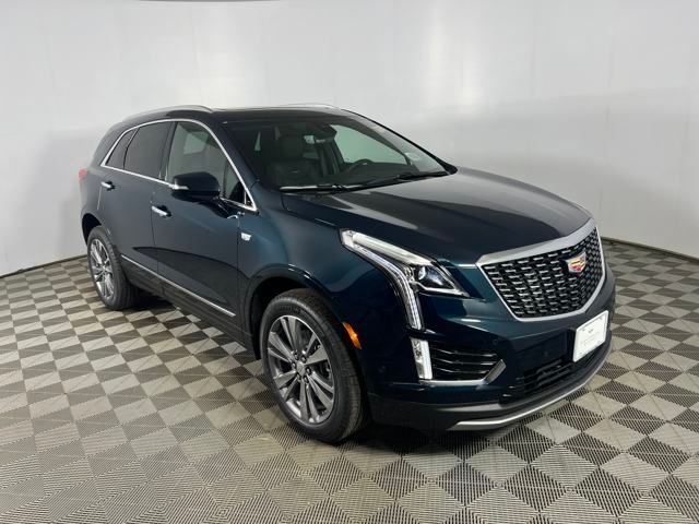 new 2025 Cadillac XT5 car, priced at $57,790