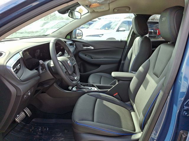 new 2025 Buick Encore GX car, priced at $32,420