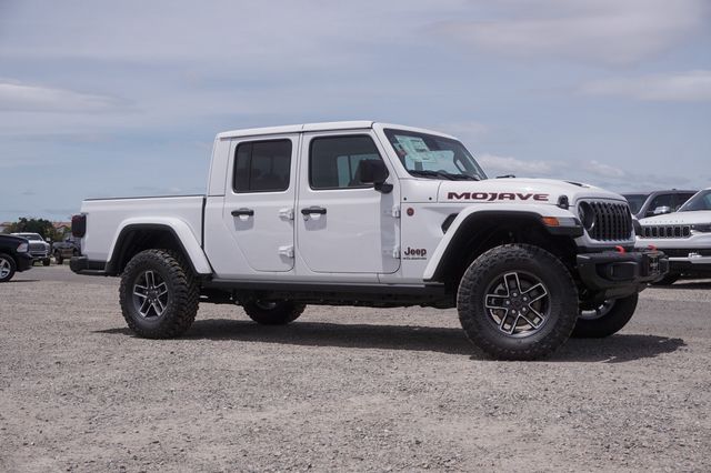 new 2024 Jeep Gladiator car, priced at $53,597