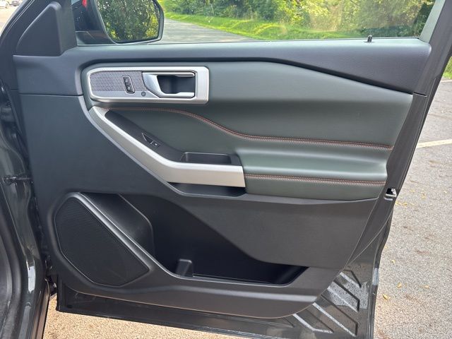 used 2023 Ford Explorer car, priced at $35,999