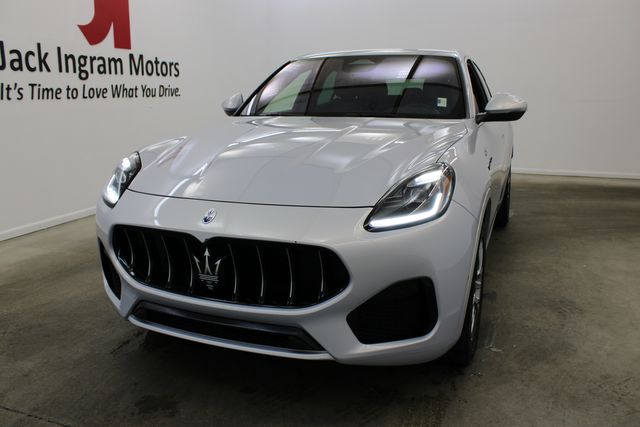 used 2024 Maserati Grecale car, priced at $39,997