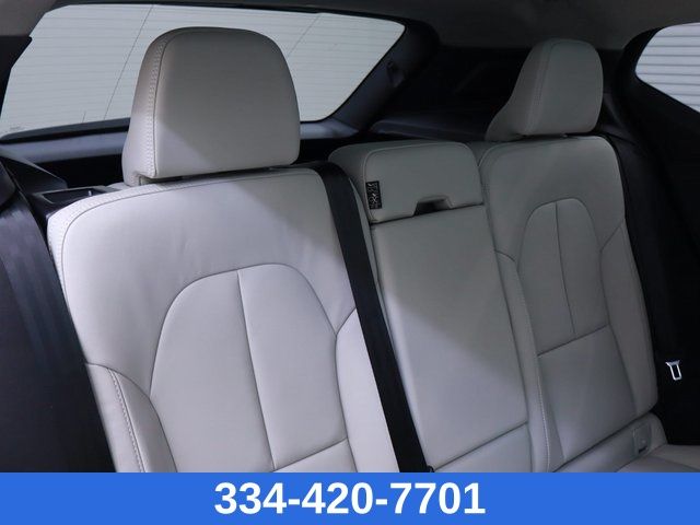 new 2025 Volvo XC40 car, priced at $43,997