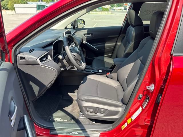 new 2025 Toyota Corolla Cross car, priced at $34,056