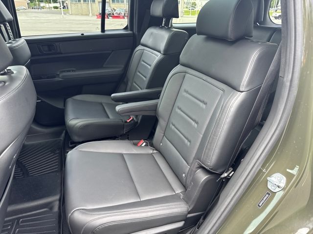 used 2024 Hyundai Santa Fe car, priced at $37,899