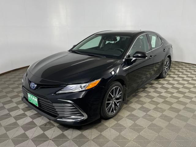 used 2022 Toyota Camry Hybrid car, priced at $25,000