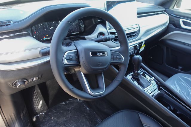 new 2025 Jeep Compass car, priced at $37,785