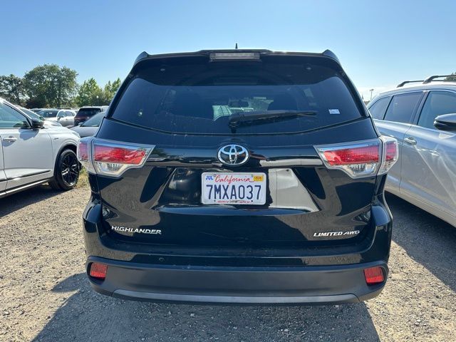 used 2015 Toyota Highlander car, priced at $21,960