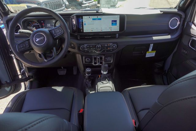 new 2025 Jeep Gladiator car, priced at $46,270