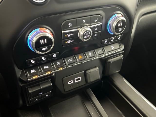 used 2021 GMC Sierra 1500 car, priced at $38,500