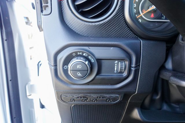 new 2025 Jeep Gladiator car, priced at $57,320