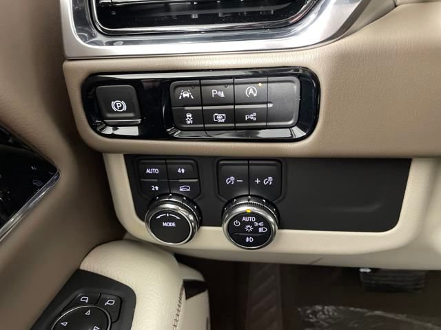 new 2025 GMC Yukon XL car, priced at $87,500
