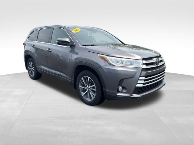 used 2018 Toyota Highlander car, priced at $16,999