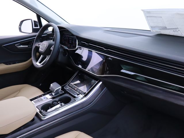 new 2025 Audi Q7 car, priced at $72,250