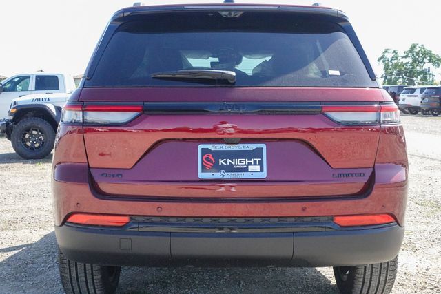 new 2025 Jeep Grand Cherokee car, priced at $51,180