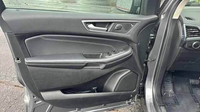 used 2024 Ford Edge car, priced at $30,680