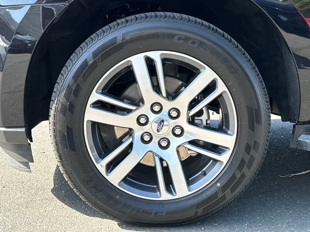 used 2023 Ford Expedition car, priced at $42,489