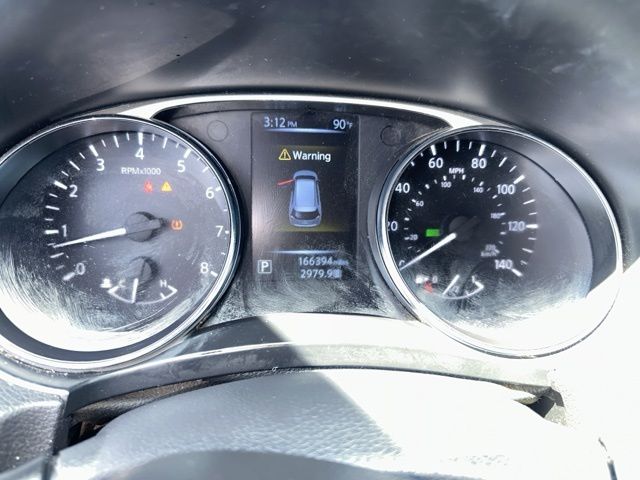 used 2016 Nissan Rogue car