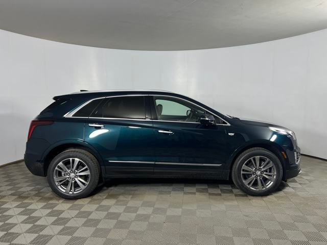 new 2025 Cadillac XT5 car, priced at $57,790