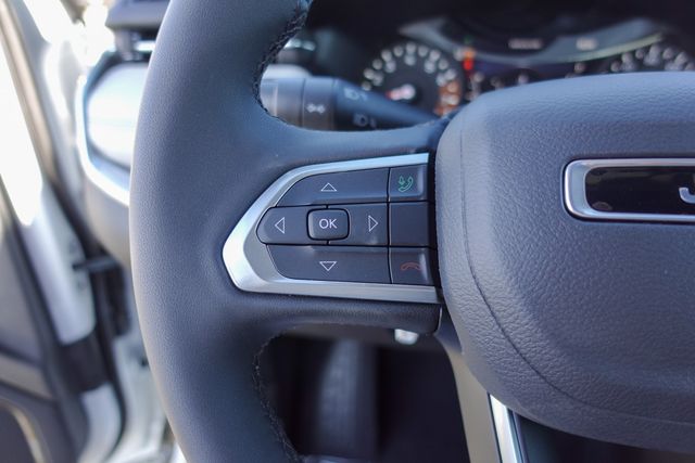 new 2025 Jeep Compass car, priced at $31,340