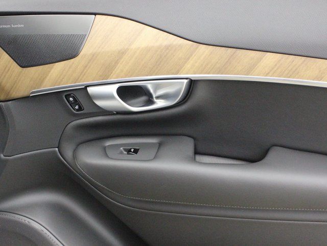 new 2024 Volvo XC90 car, priced at $59,295