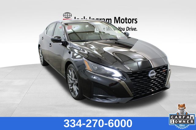 used 2023 Nissan Altima car, priced at $26,999