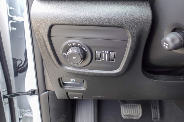 new 2025 Jeep Grand Cherokee L car, priced at $51,435