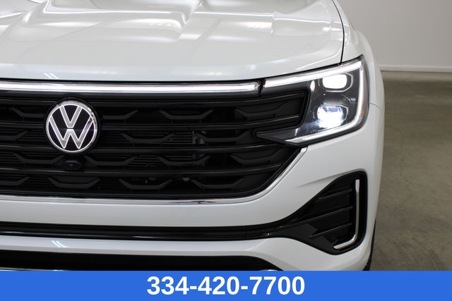 new 2025 Volkswagen Atlas car, priced at $54,053