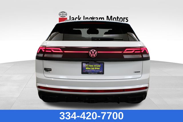 new 2025 Volkswagen Atlas Cross Sport car, priced at $51,129