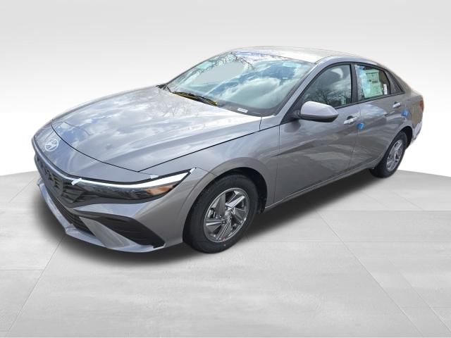 new 2025 Hyundai Elantra car, priced at $23,205