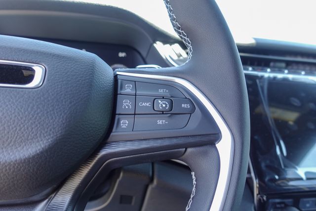 new 2025 Jeep Grand Cherokee L car, priced at $43,712