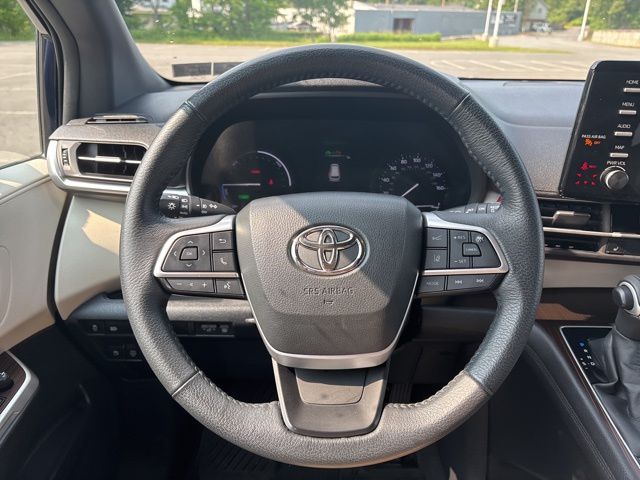 used 2022 Toyota Sienna car, priced at $43,999