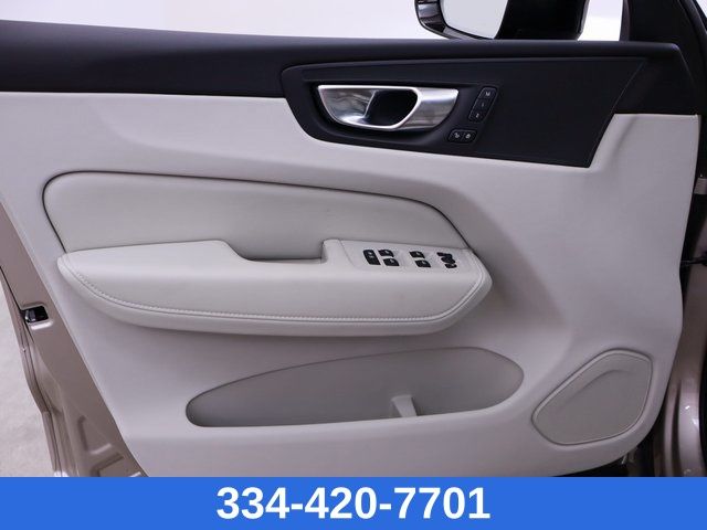 new 2025 Volvo XC60 car, priced at $53,360