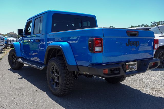 new 2025 Jeep Gladiator car, priced at $46,270