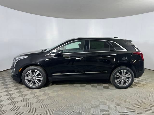 new 2025 Cadillac XT5 car, priced at $55,415
