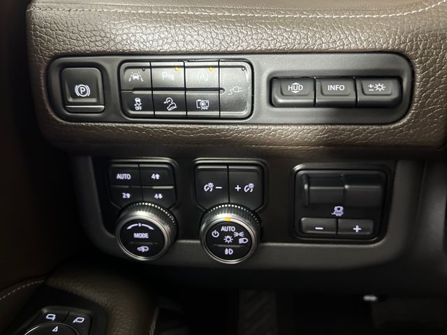 used 2022 GMC Yukon XL car, priced at $54,500