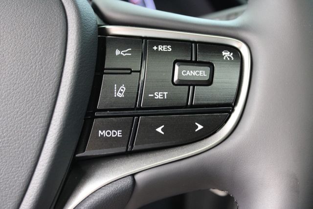 used 2025 Lexus ES car, priced at $44,999