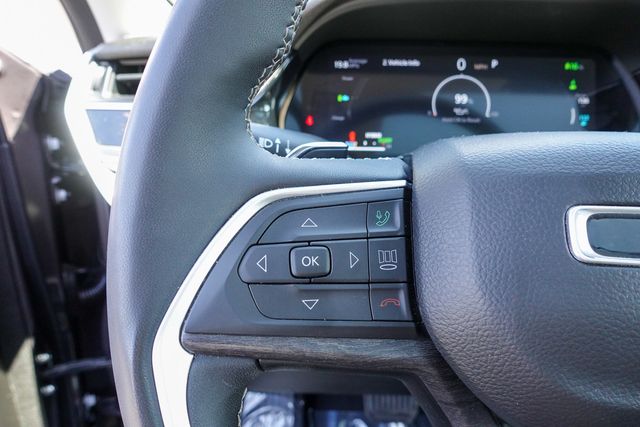 used 2024 Jeep Grand Cherokee car, priced at $29,489