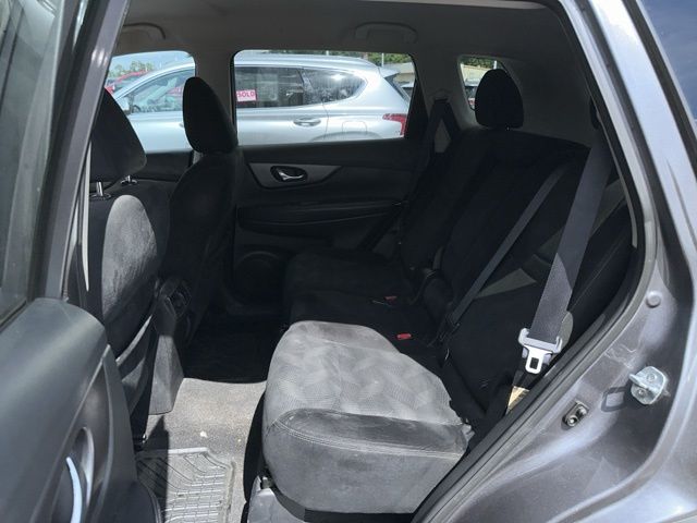used 2016 Nissan Rogue car