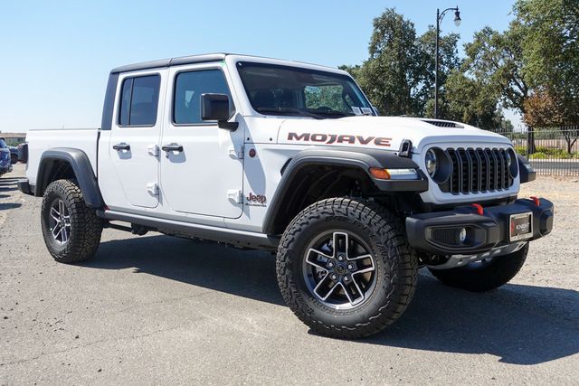 new 2025 Jeep Gladiator car, priced at $46,790