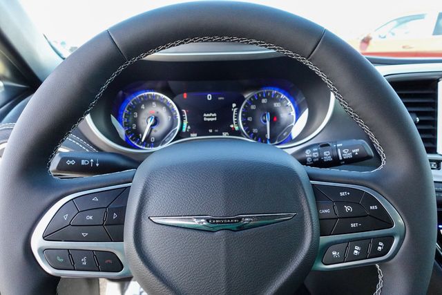 new 2025 Chrysler Pacifica car, priced at $41,290