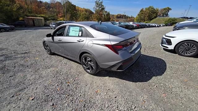 new 2025 Hyundai Elantra car, priced at $24,095