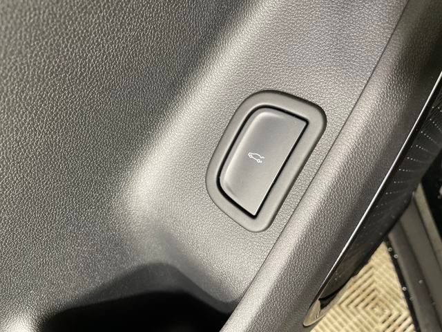 new 2025 GMC Acadia car, priced at $52,000
