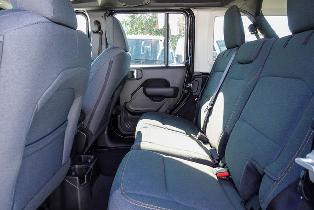 new 2025 Jeep Wrangler car, priced at $45,680