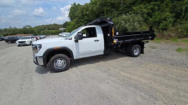 new 2024 GMC Sierra 3500HD car, priced at $77,807