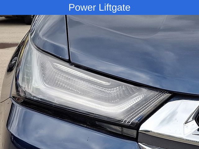 used 2023 Chevrolet Traverse car, priced at $34,661